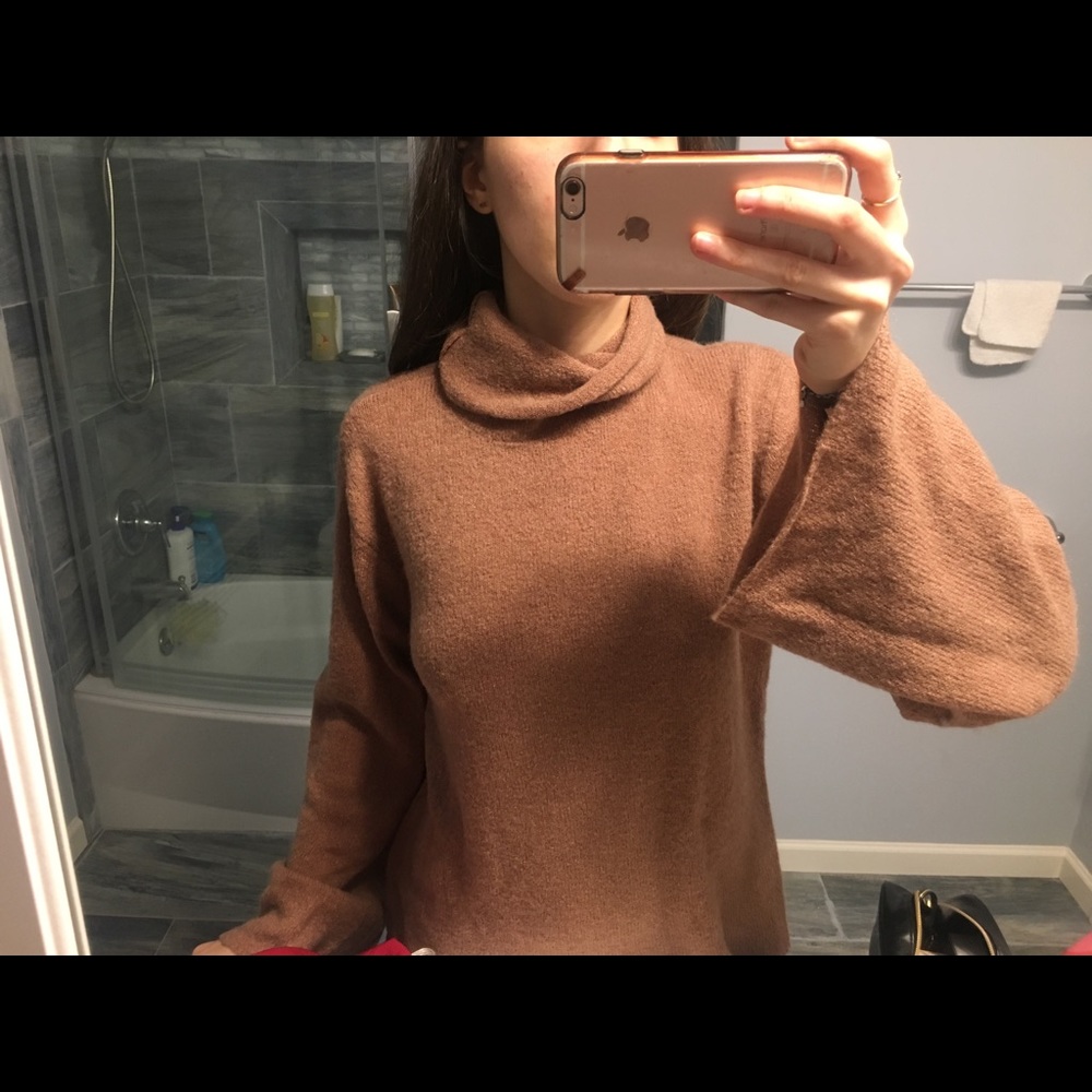 NWT NA-KD Dusty Pink Bell Sleeve Sweater